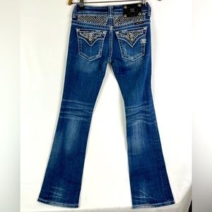 Miss Me Woman’s Rhinestone Boot Cut Jeans Size: 26